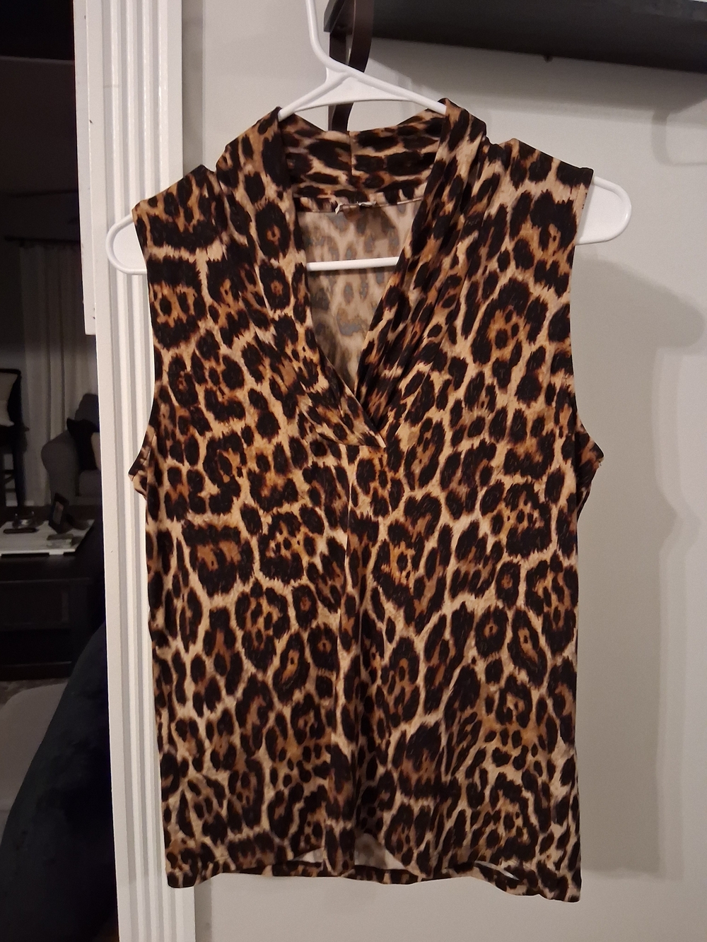 Anne Klein Leopard Print Sleeveless V-Neck Top - Brown/Black
